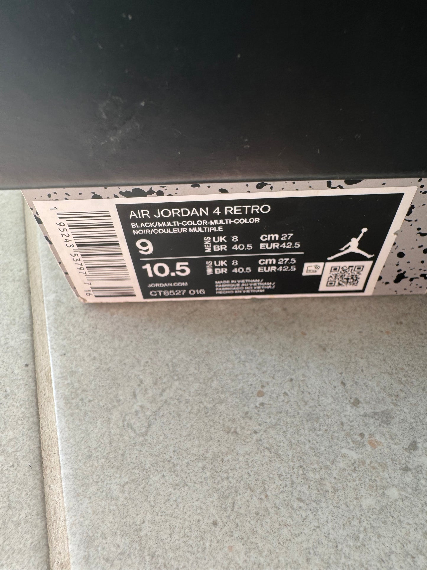 Jordan 4 Retro Red Thunder