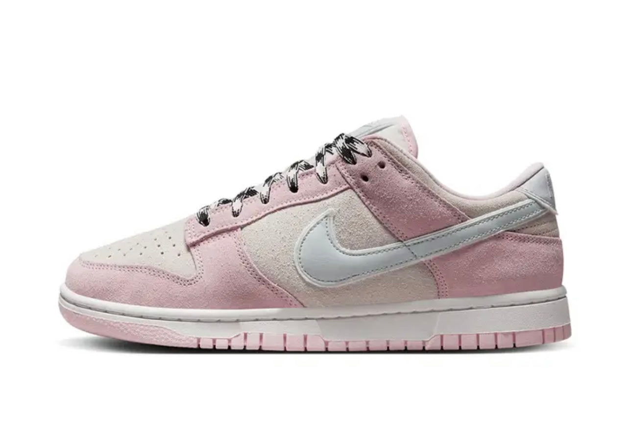 Nike Dunk Low Pink Foam W – SOLSNEAKS