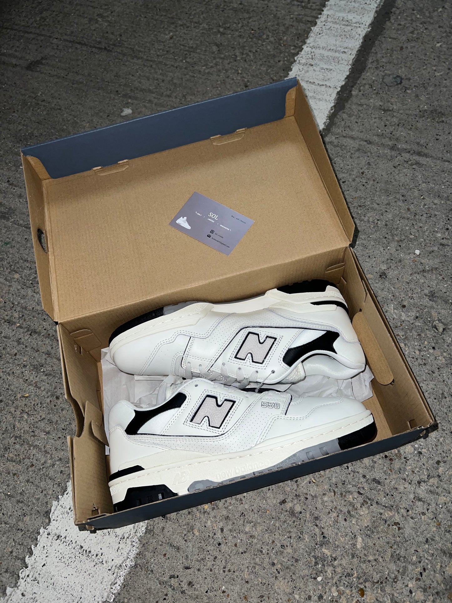 New Balance 550 Cream Black