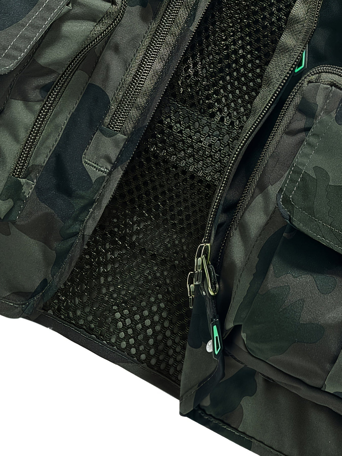 Lightweight Outdoor Utility Vest with Multiple Pockets – Breathable Design for Field Use