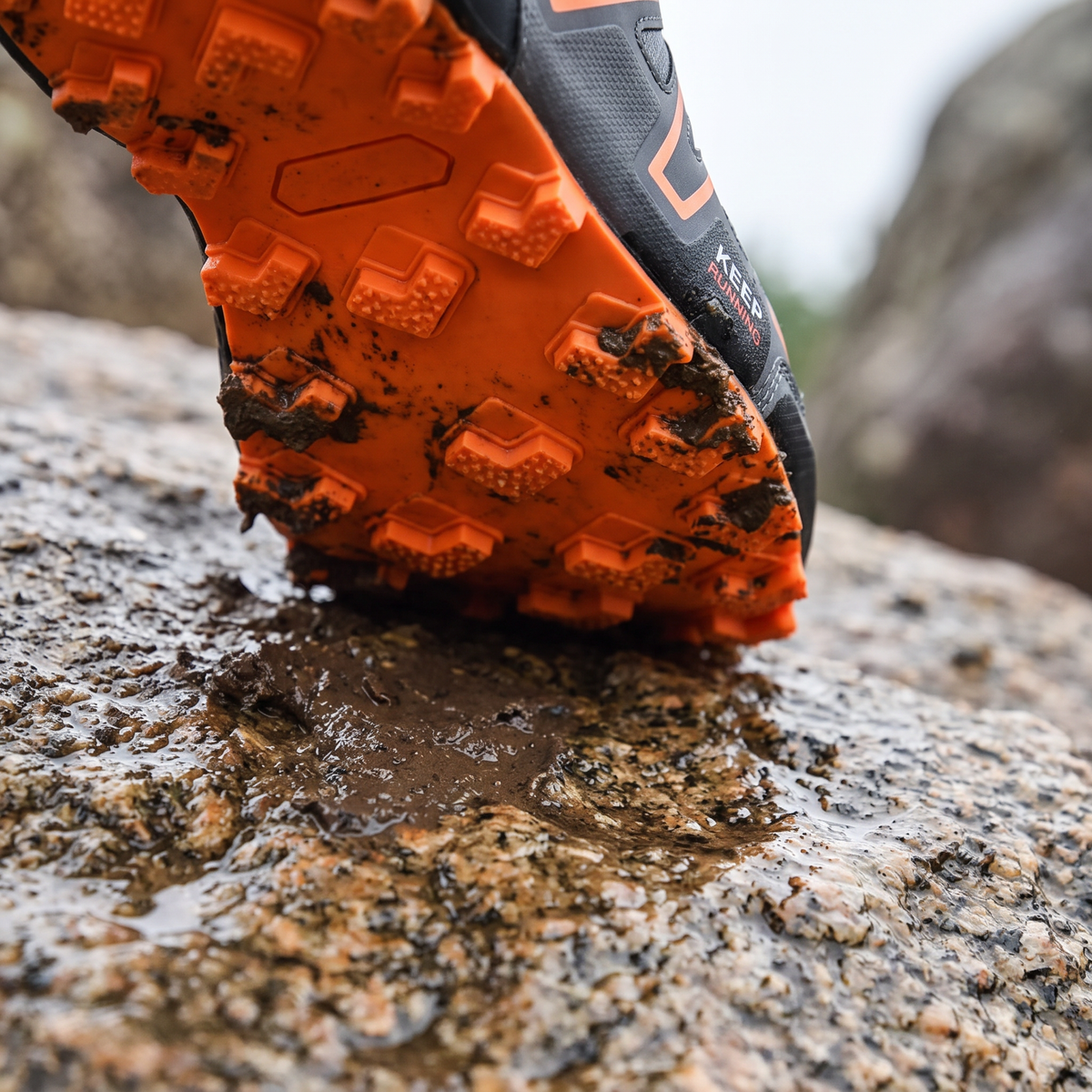 Men's Trail Shoes - Lugged Grip - Lightweight Trail Running Trainers