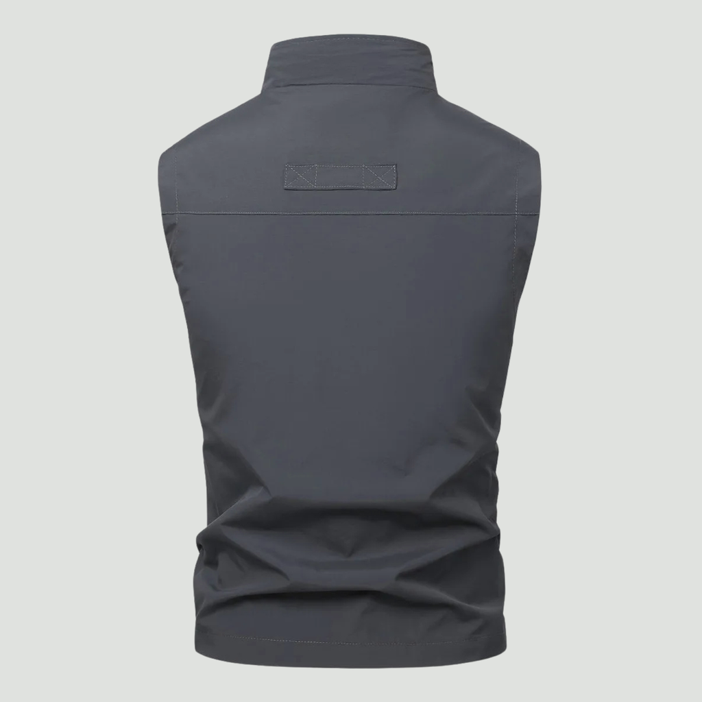 Lightweight Multi-Pocket Outdoor Gilet – Quick-Dry Layer for Active Use