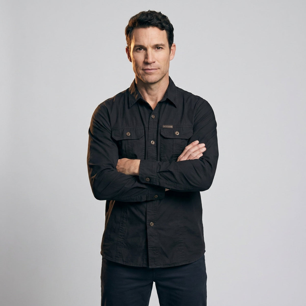 Men's Lightweight Long-Sleeve Outdoor Shirt – Durable Cotton Design