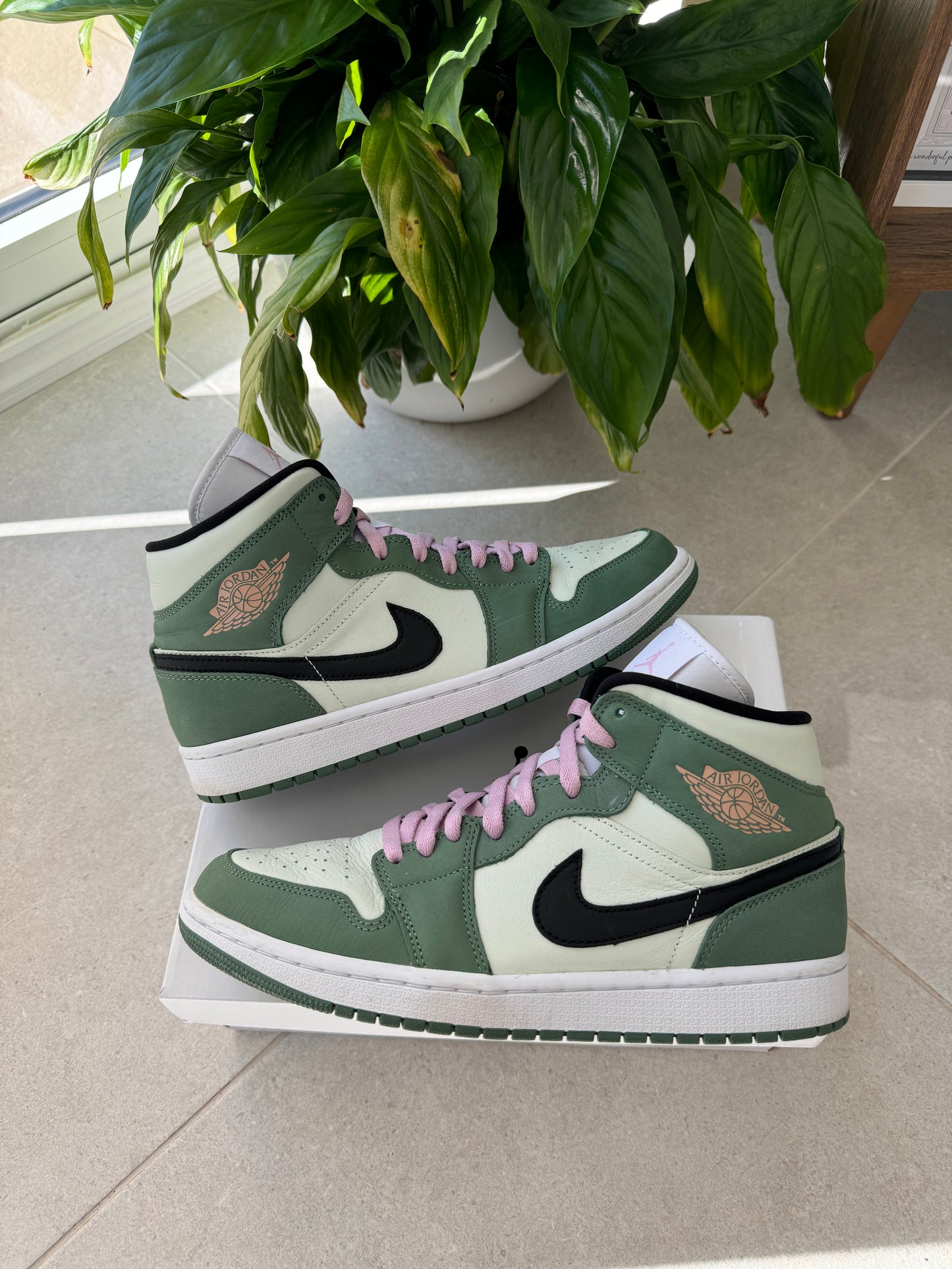 Jordan 1 Mid Dutch Green Used