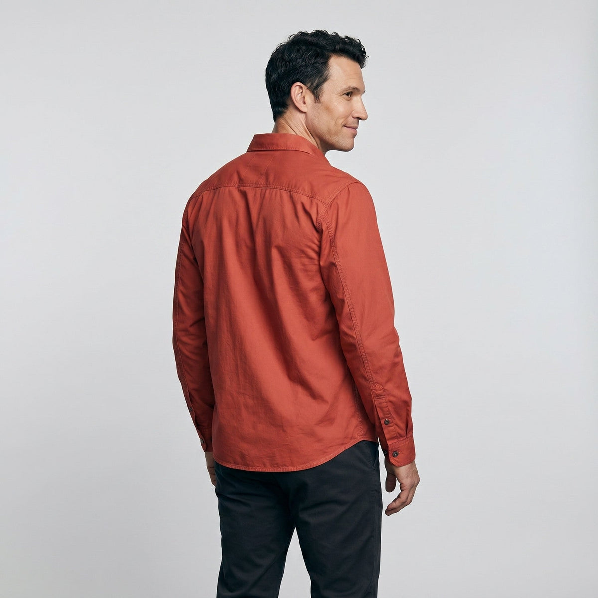 Men's Lightweight Long-Sleeve Outdoor Shirt – Durable Cotton Design