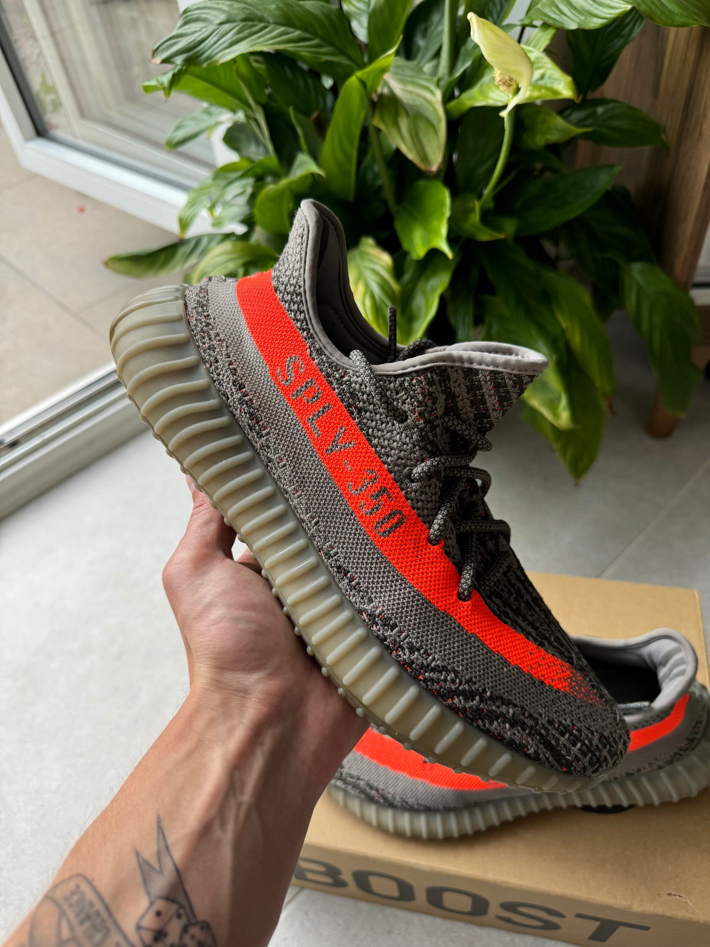 Yeezy 350 Beluga Reflective 2016 Used