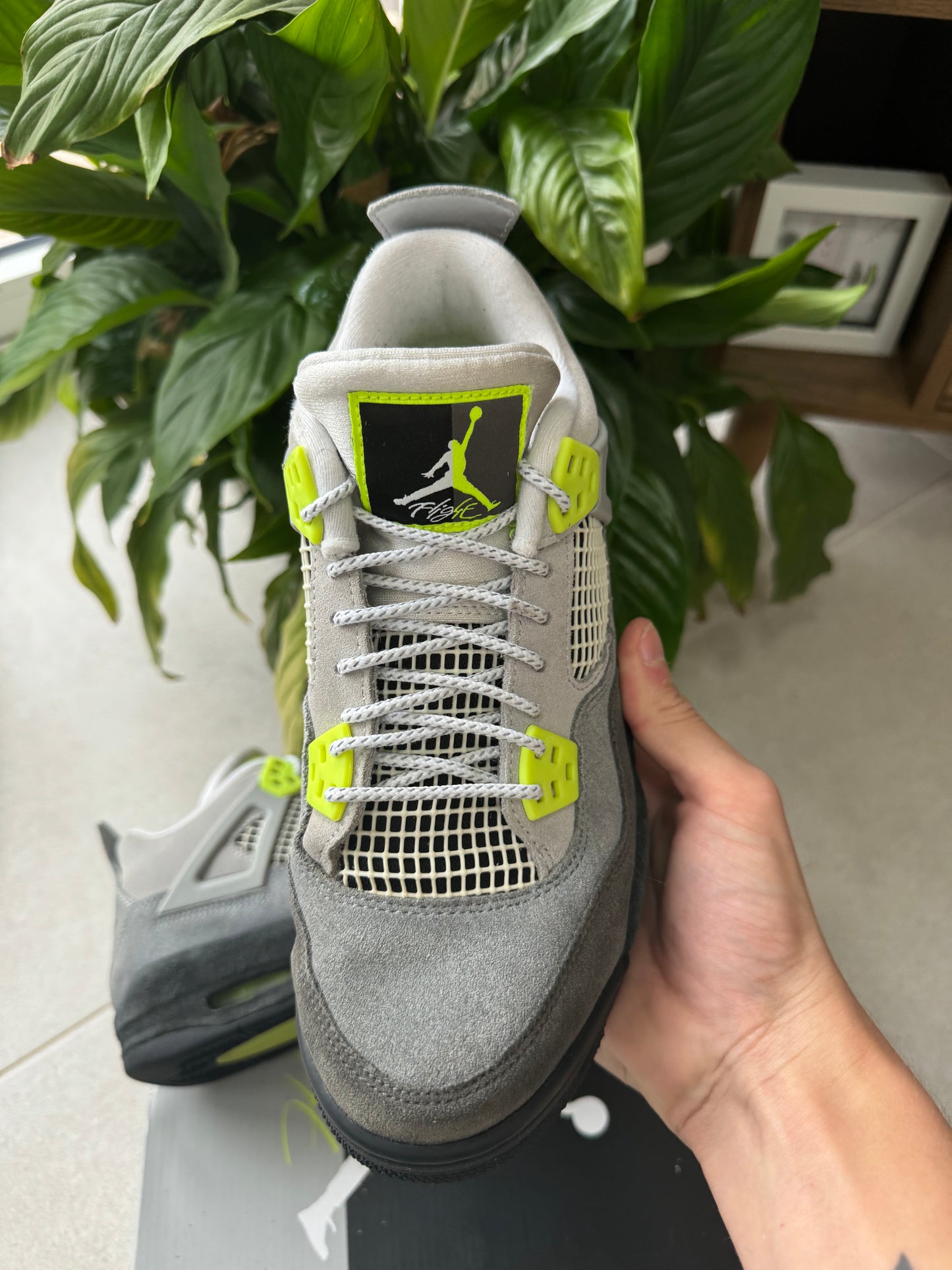 Jordan 4 Retro Neon 95 GS Used