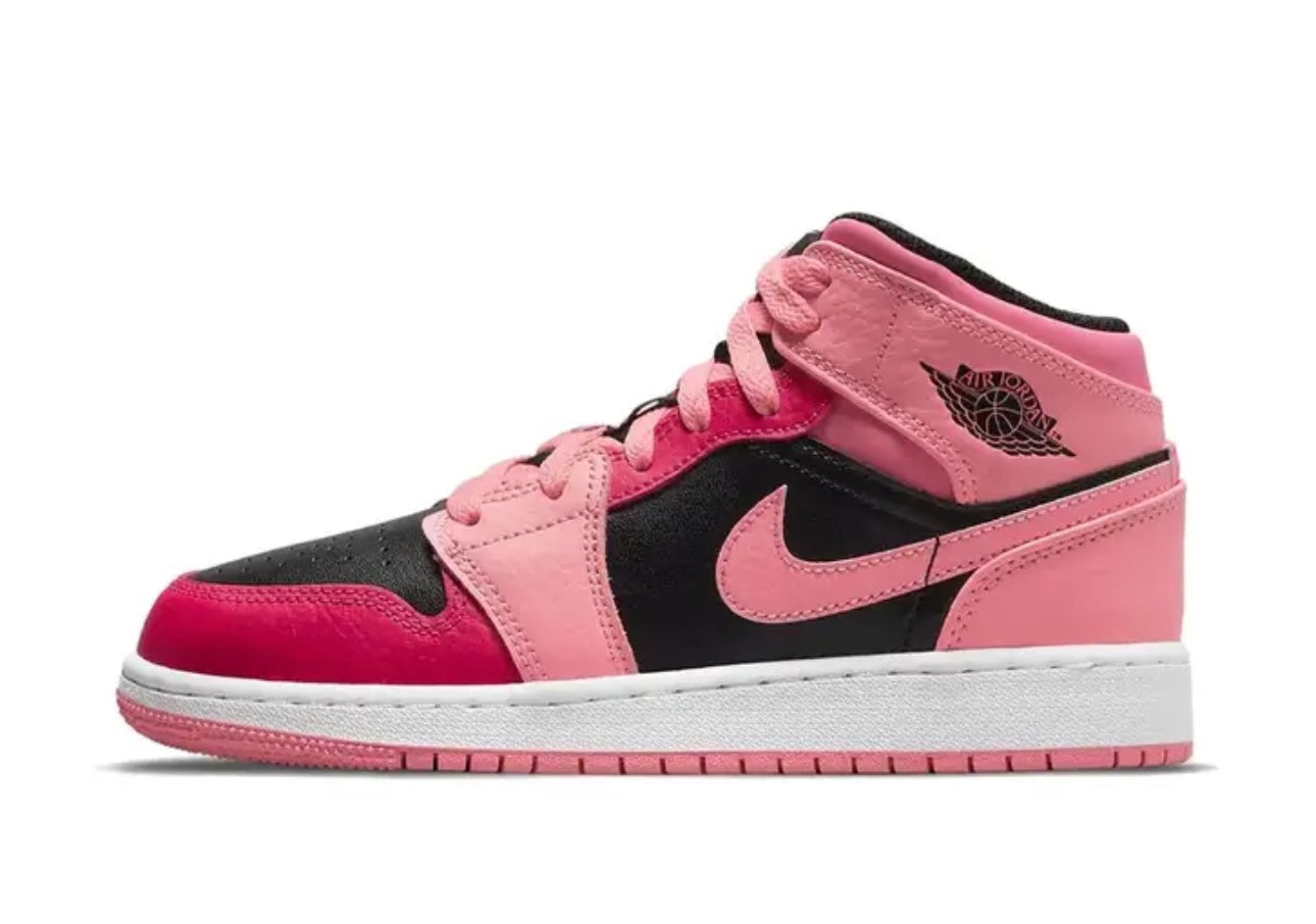 Jordan 1 Mid Coral Chalk