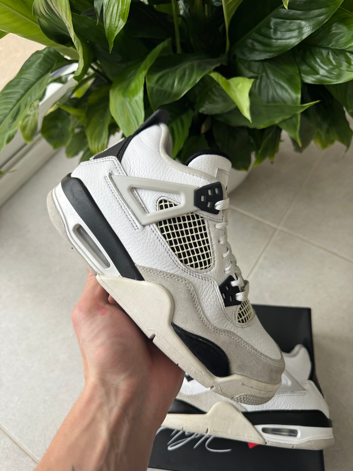 Jordan 4 Retro Military Black Used