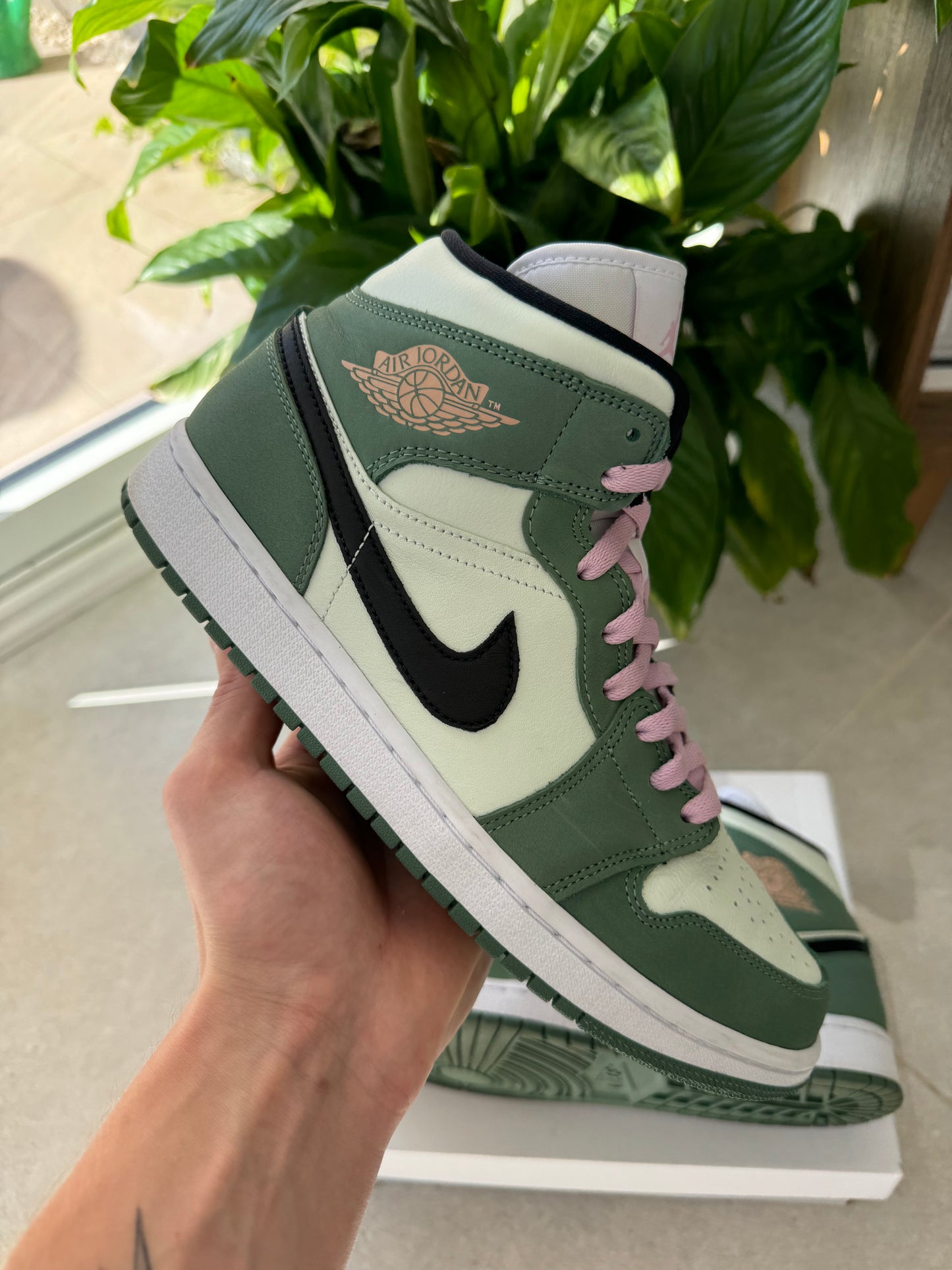 Jordan 1 Mid Dutch Green Used