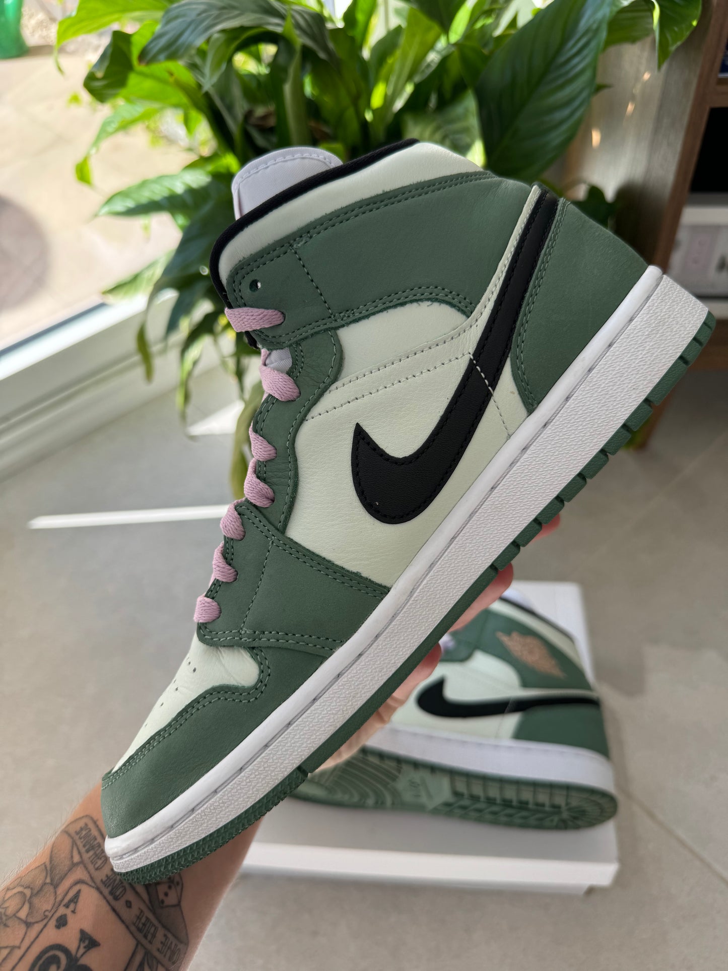 Jordan 1 Mid Dutch Green Used