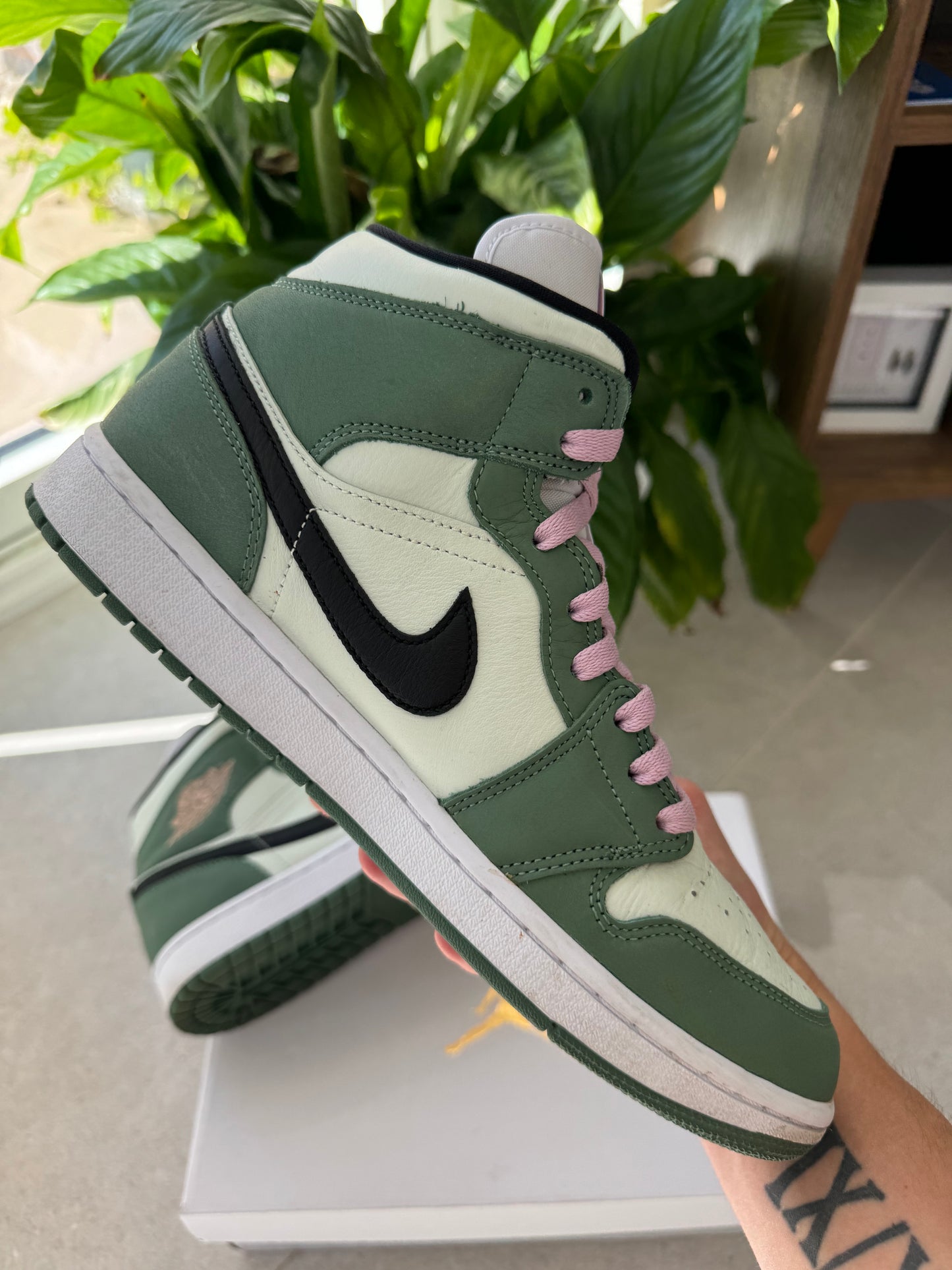 Jordan 1 Mid Dutch Green Used