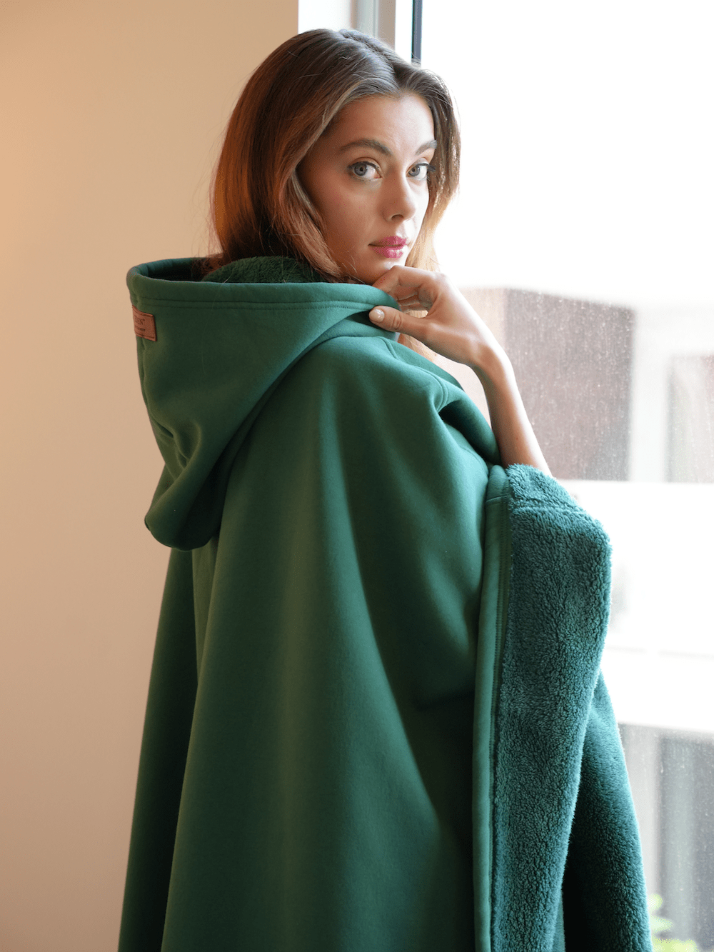 Weighted Cloak Hoodie – Sensory-Friendly Cotton Hoodie with Faux Fur Lining, Cozy Oversized Comfort