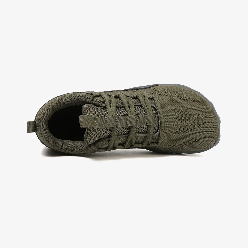 Wide-Fit Barefoot Walking Shoes – Breathable Design with Grip Outsole