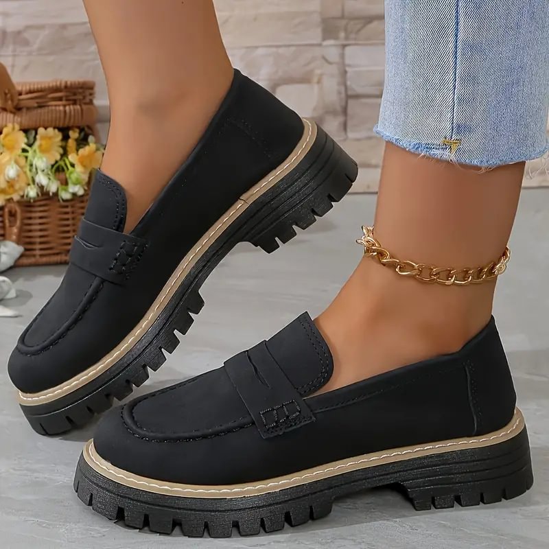 Women’s Comfort Shoes with Wide Toe Box
