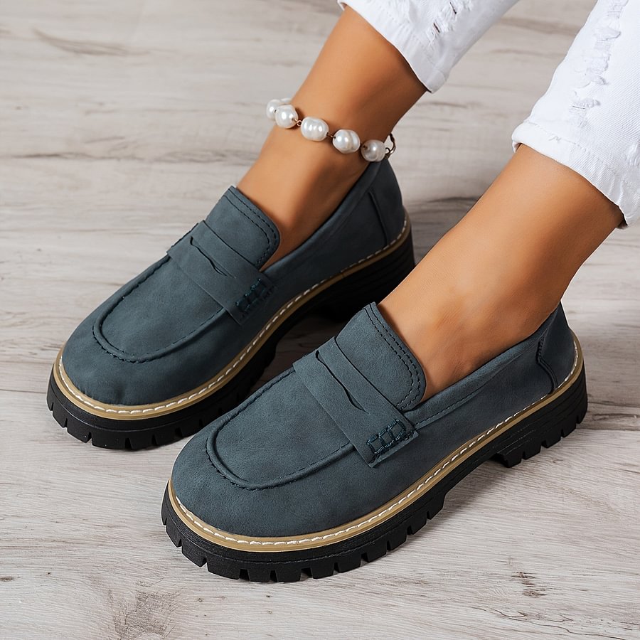 Women’s Comfort Shoes with Wide Toe Box