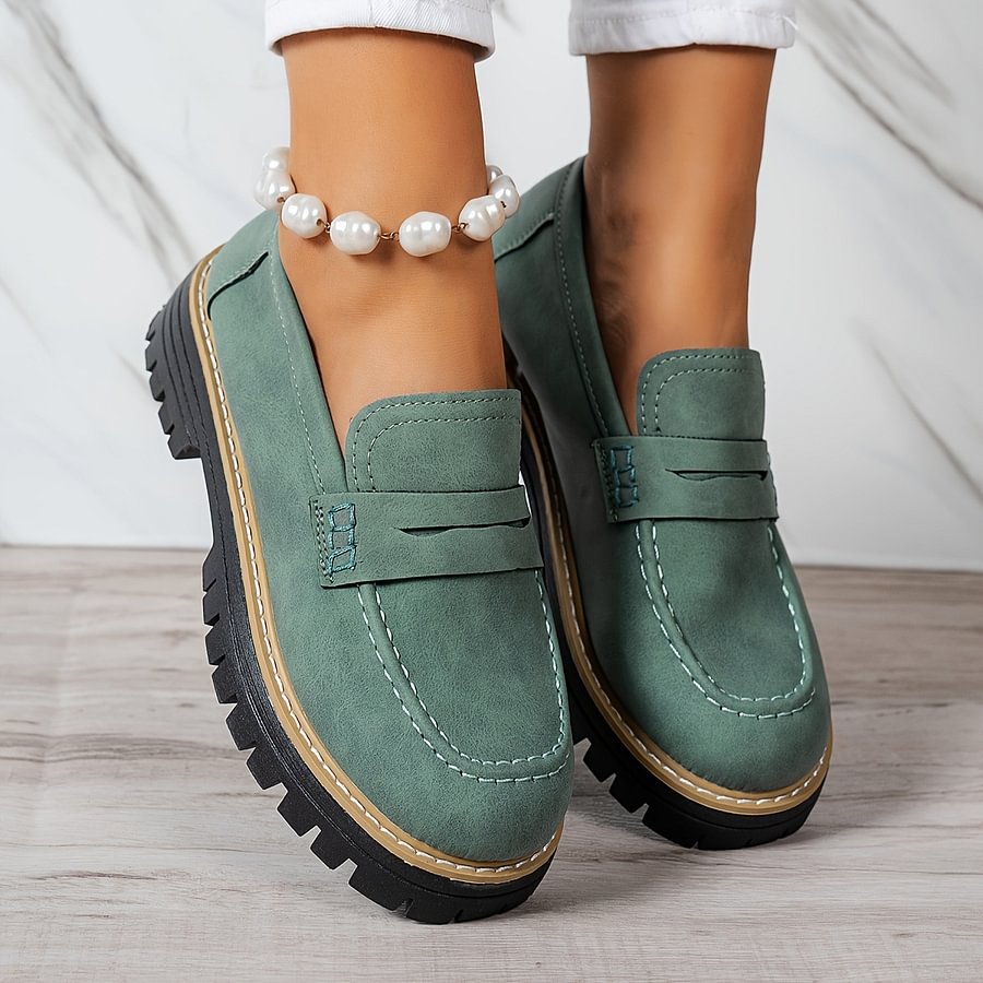 Women’s Comfort Shoes with Wide Toe Box
