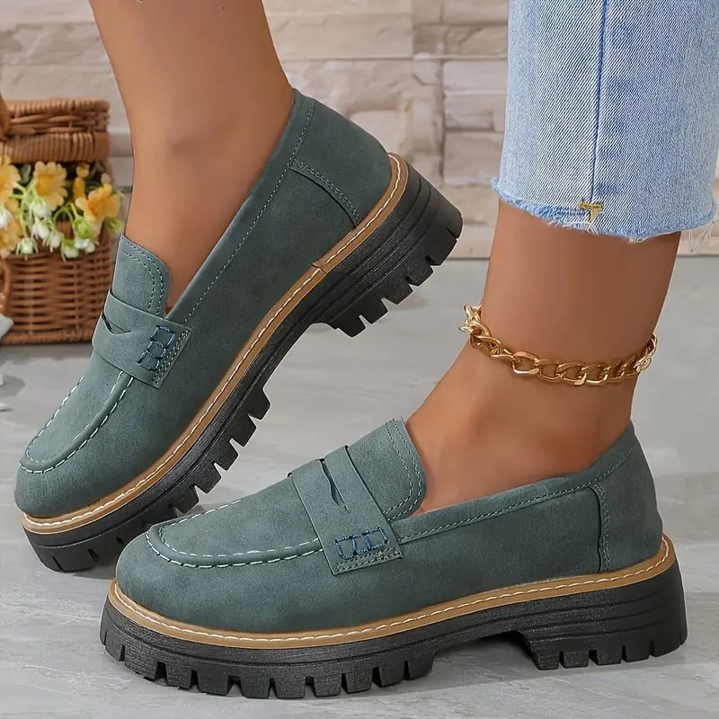 Women’s Comfort Shoes with Wide Toe Box