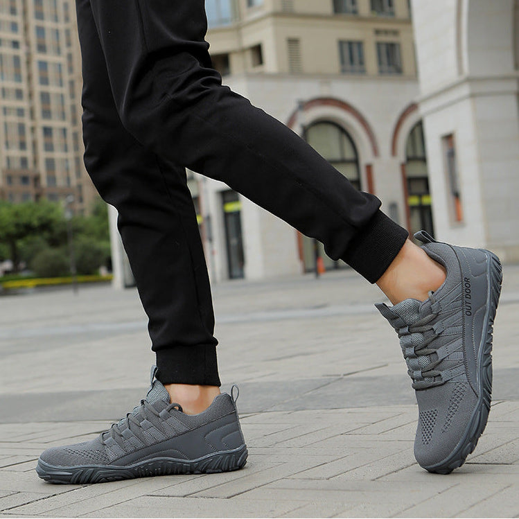 Wide-Fit Barefoot Walking Shoes – Breathable Design with Grip Outsole