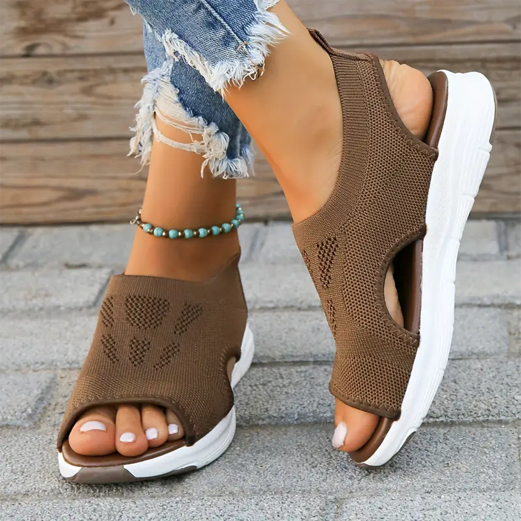 Women’s Comfort Walking Sandals | Arch Support & Cushioned Comfort