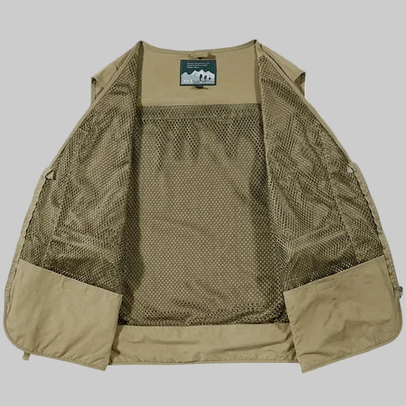 Breathable Outdoor Utility Vest with Multiple Pockets – Lightweight Mesh Design