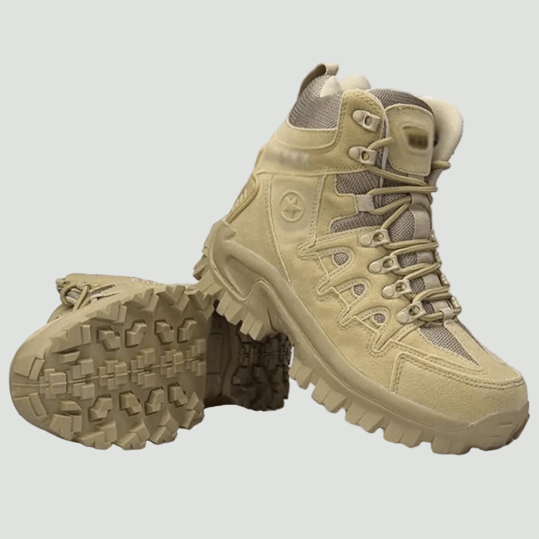 Lightweight Waterproof Outdoor Boots – Durable Grip for Trail & Field Use