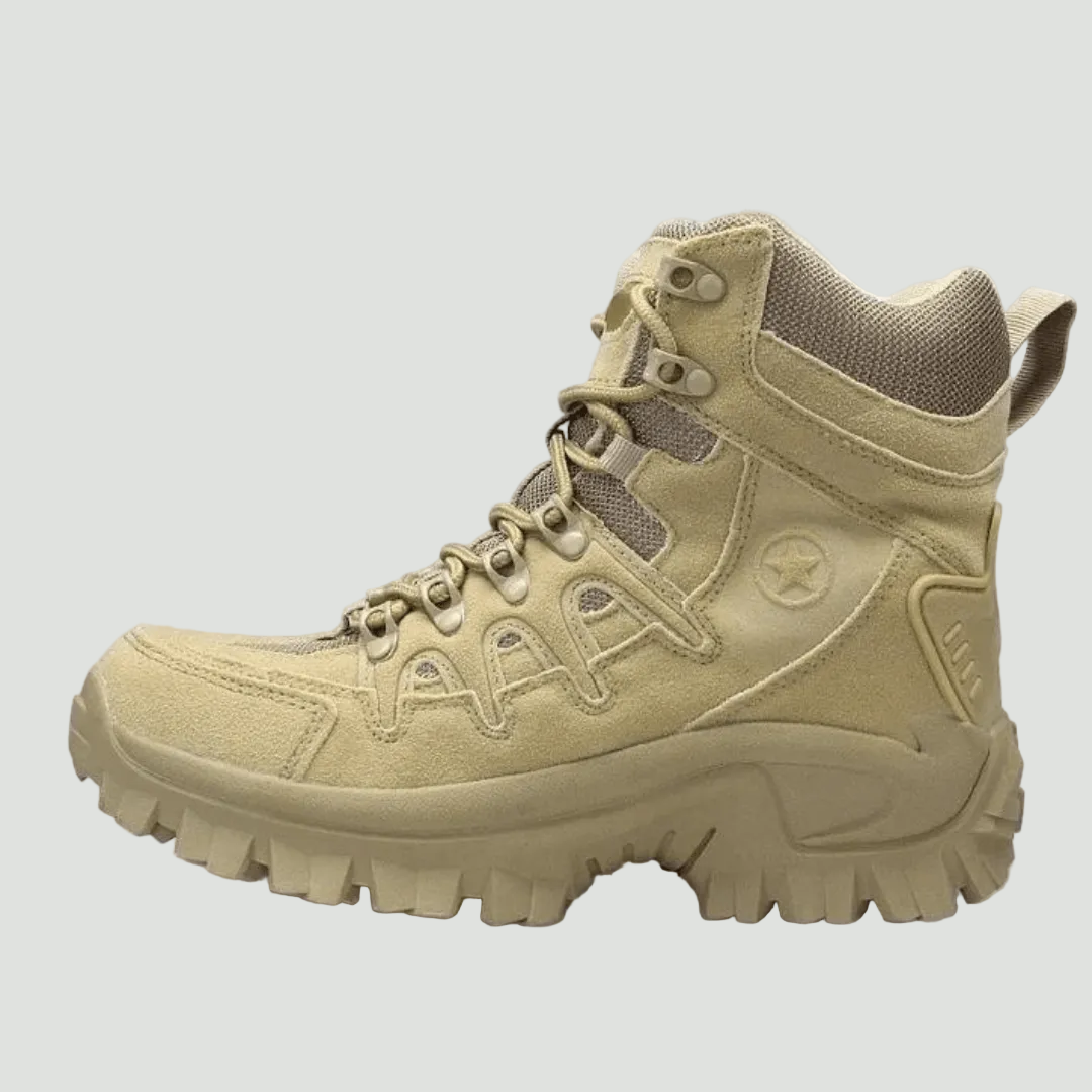 Lightweight Waterproof Outdoor Boots – Durable Grip for Trail & Field Use