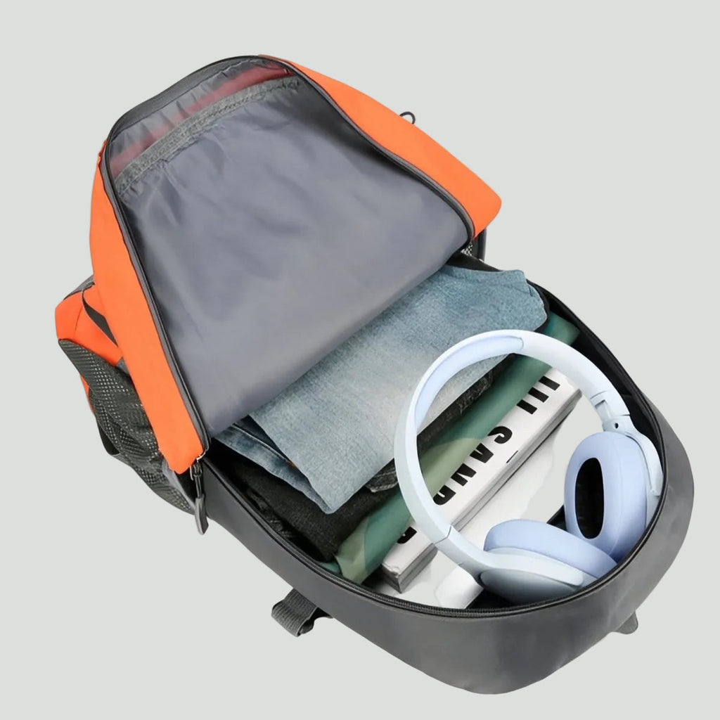 Lightweight 30L Hiking Backpack – Water-Resistant Daypack for Outdoor Use
