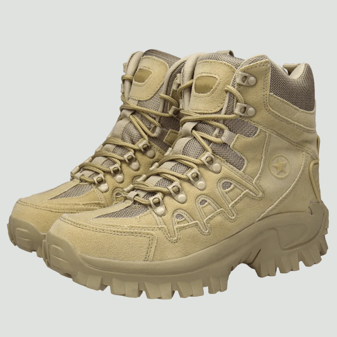 Lightweight Waterproof Outdoor Boots – Durable Grip for Trail & Field Use