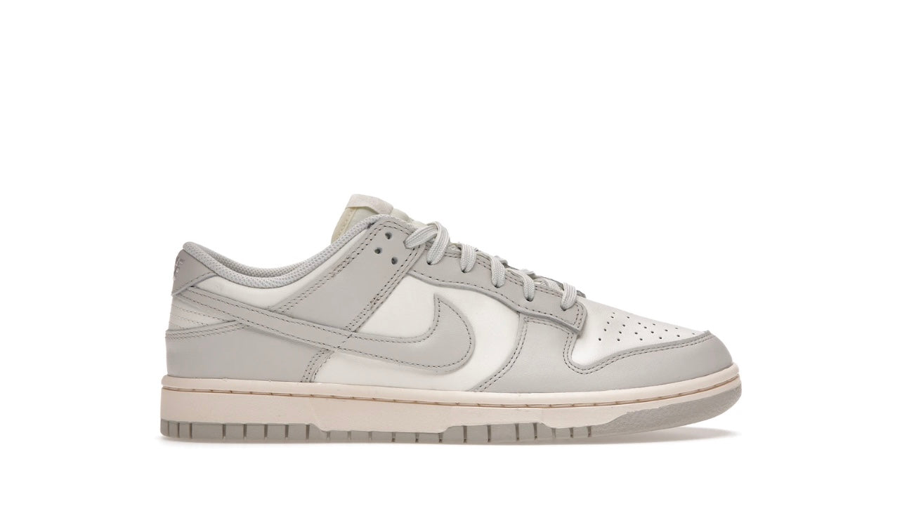 Nike Dunk Low Light Bone W