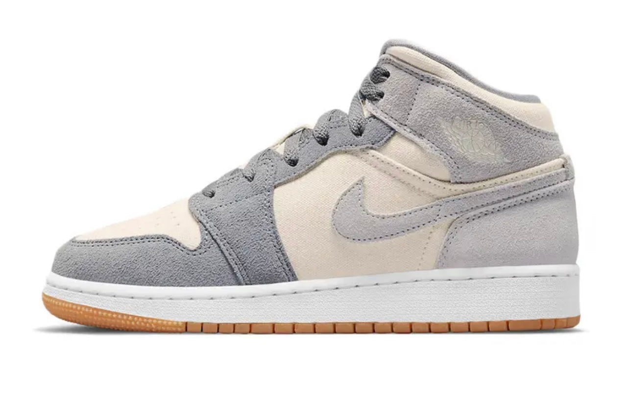 Jordan 1 Mid Particle Grey GS