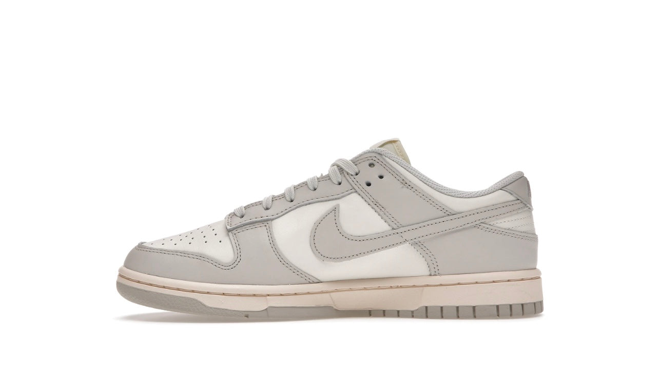 Nike Dunk Low Light Bone W